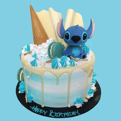 Poke character fondant cake.